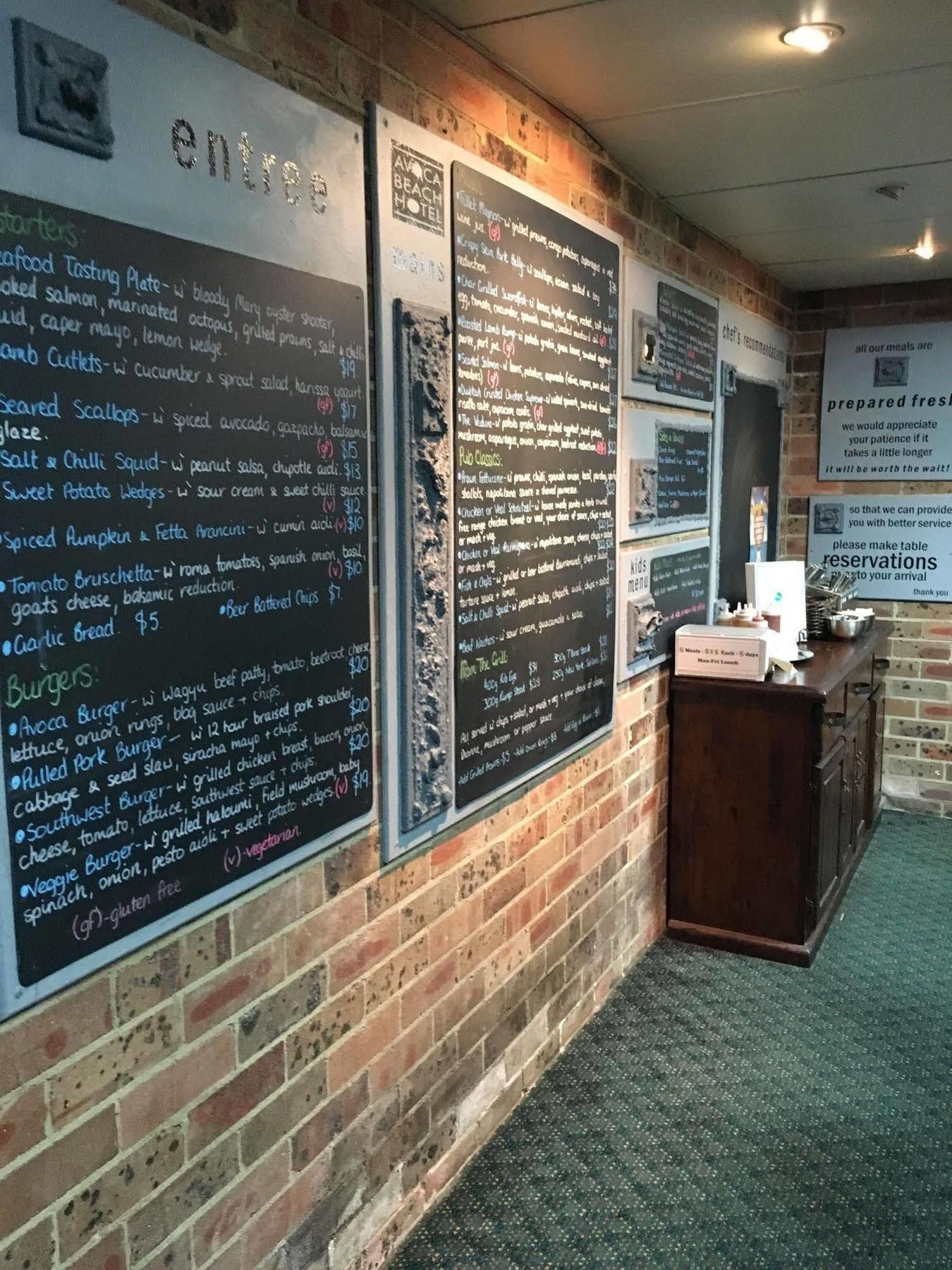 Avoca Beach Hotel Екстериор снимка