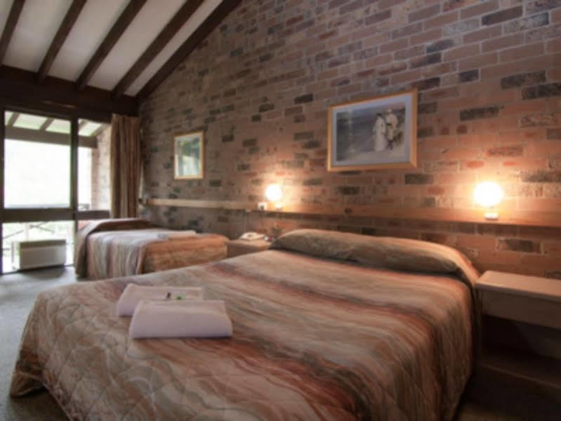 Avoca Beach Hotel Екстериор снимка