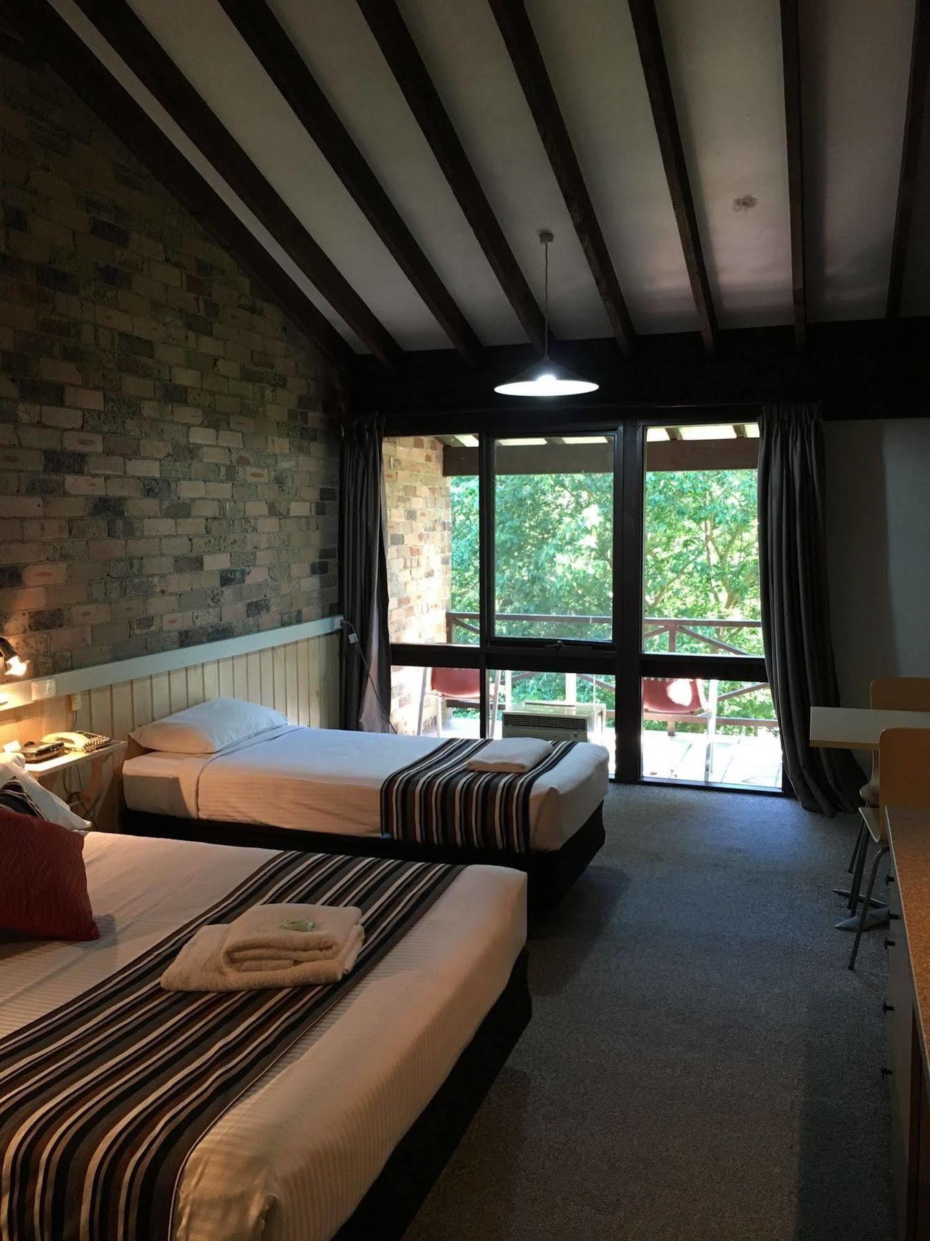 Avoca Beach Hotel Екстериор снимка